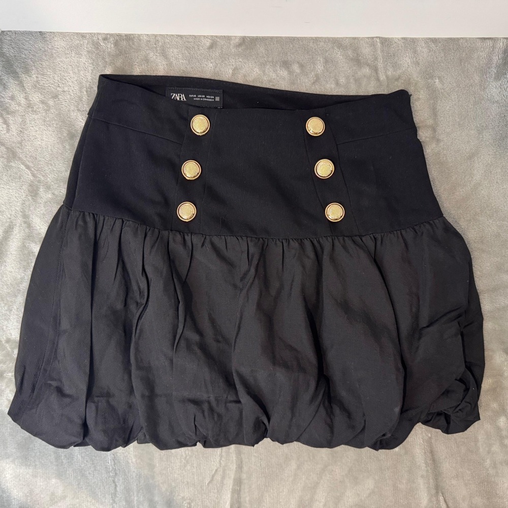 Zara High Waisted Bubble Mini Skirt Gold Button Puff Accent Modern Black‎ XS New